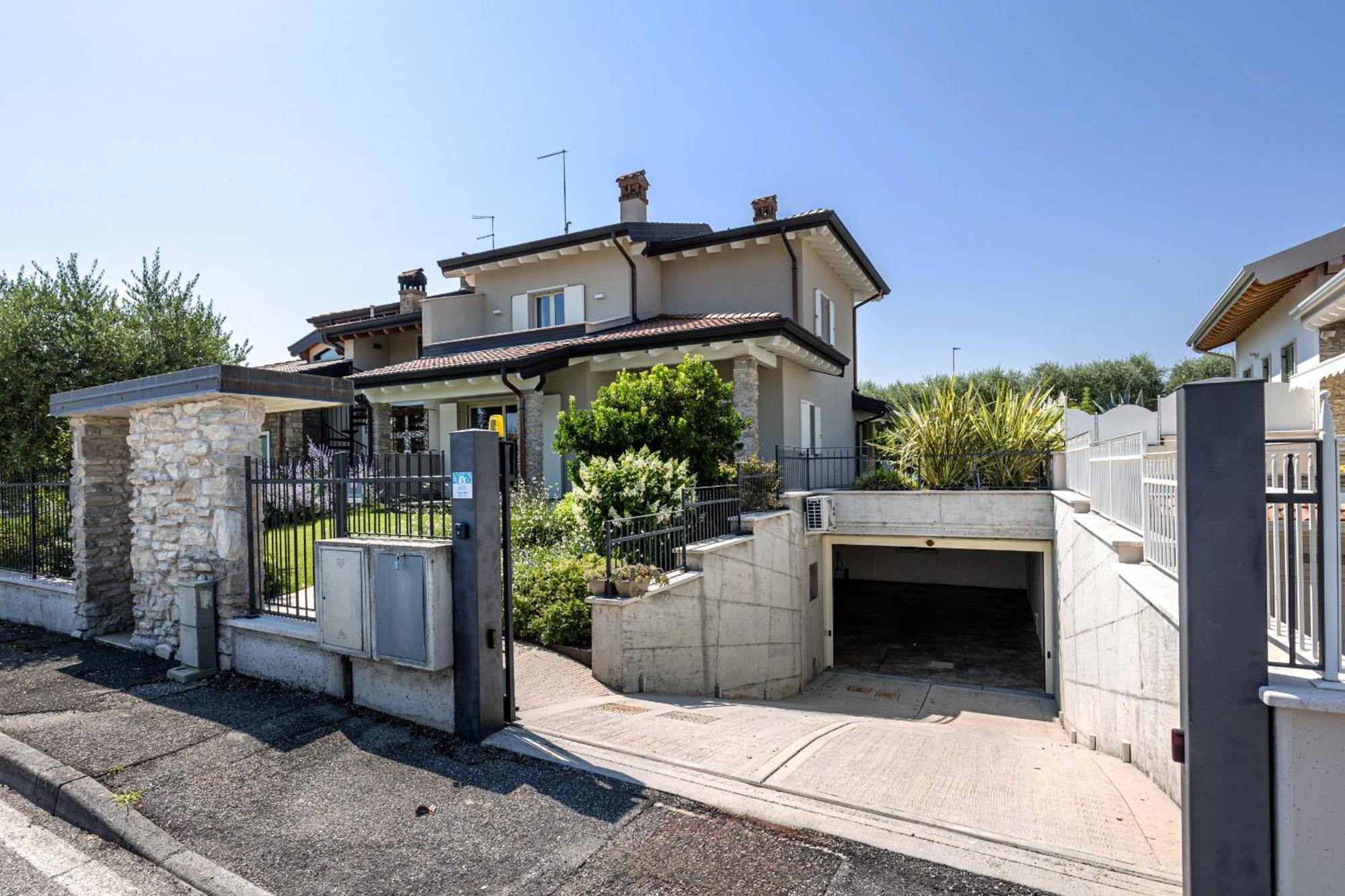 Villa Rita Пескиера дел Гарда Екстериор снимка