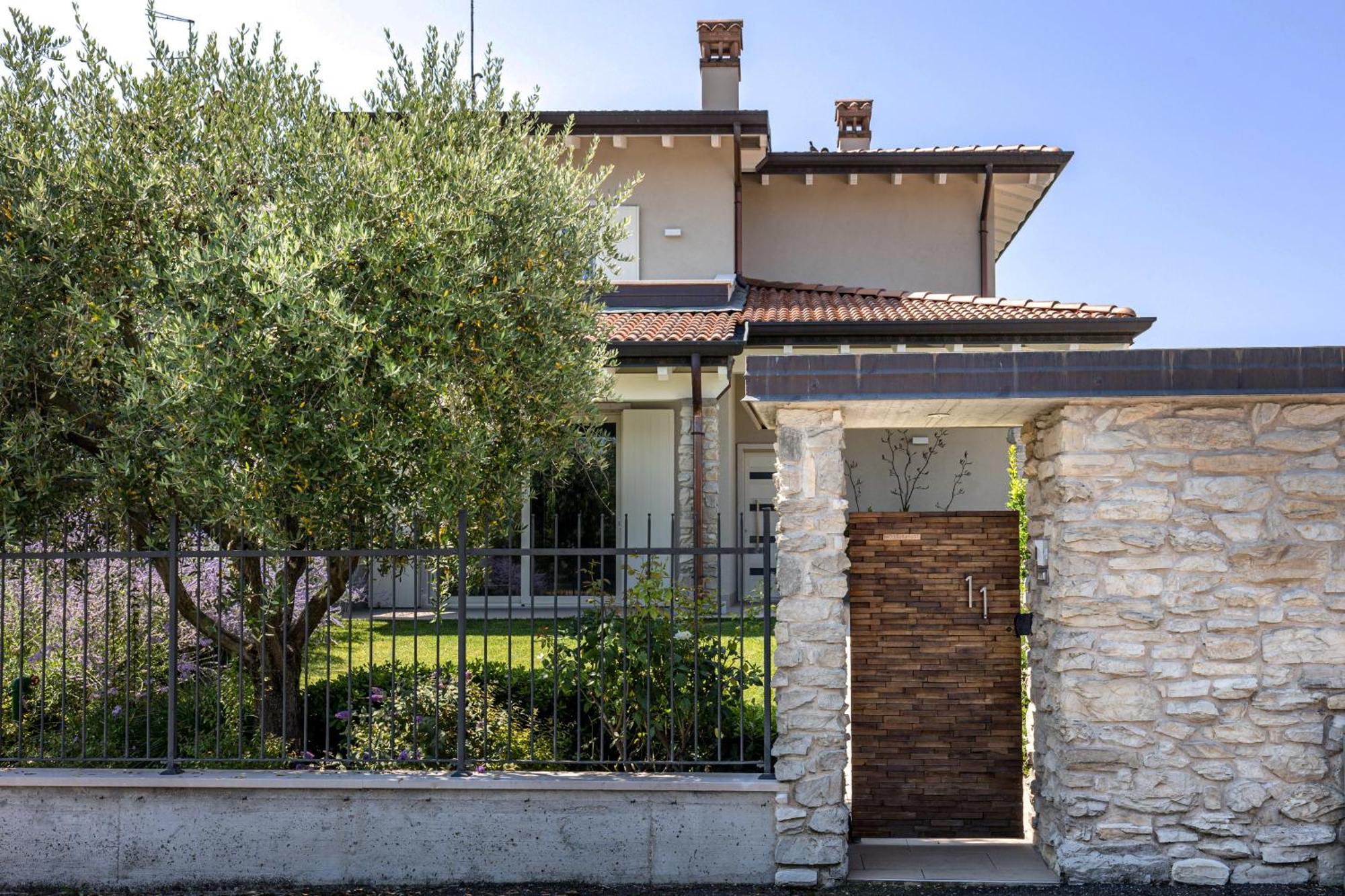 Villa Rita Пескиера дел Гарда Екстериор снимка